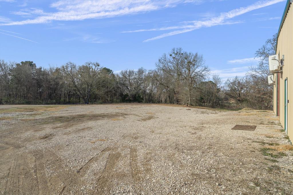 300 Quail Property Photo 18