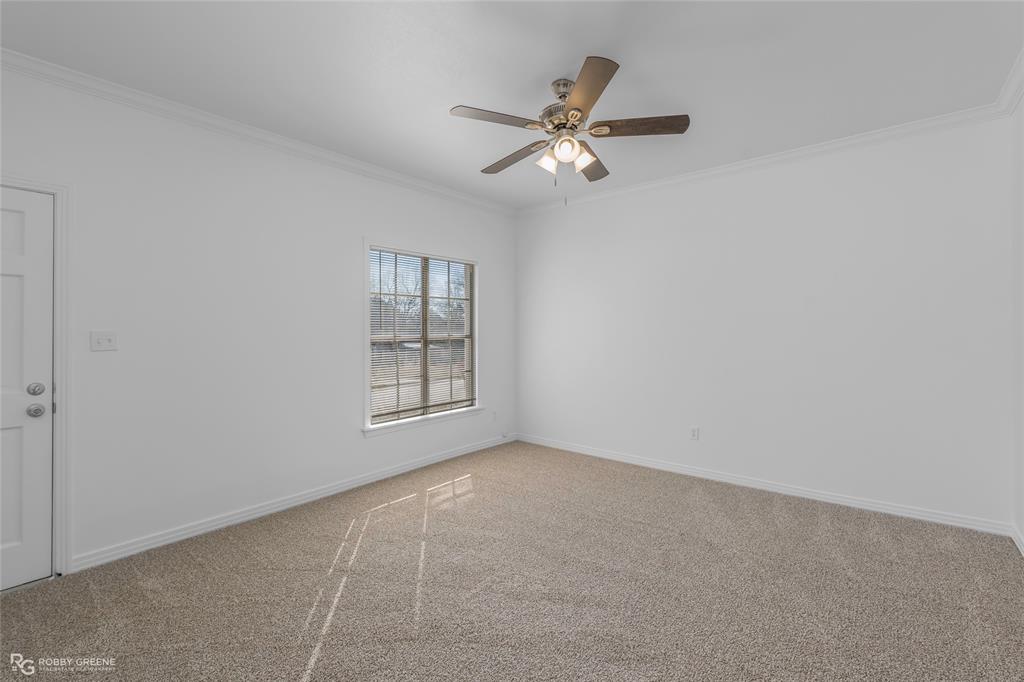 101 N Walnut Street Property Photo 3