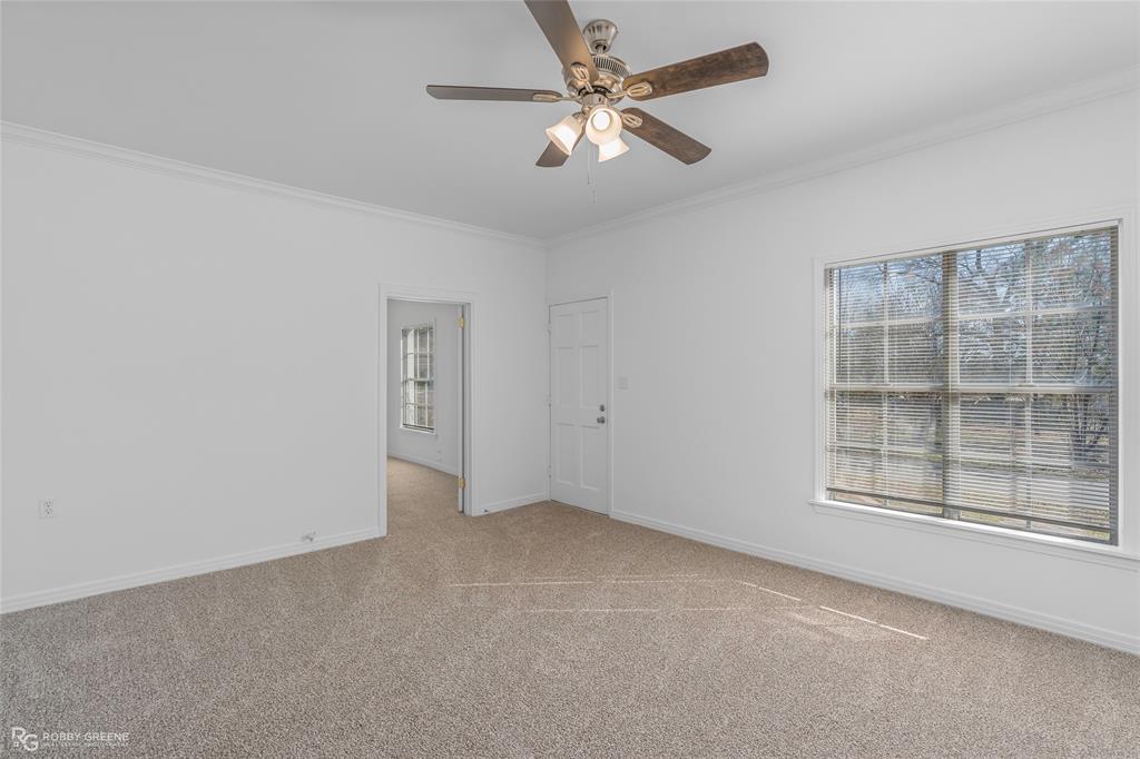 101 N Walnut Street Property Photo 5