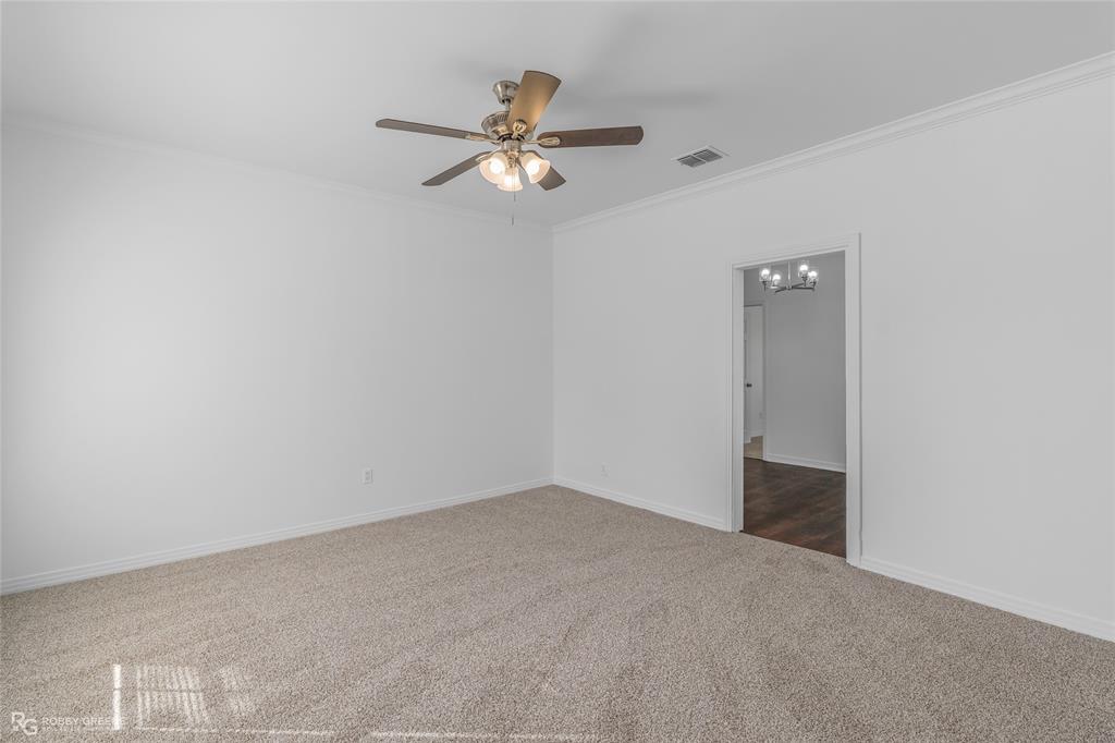 101 N Walnut Street Property Photo 12