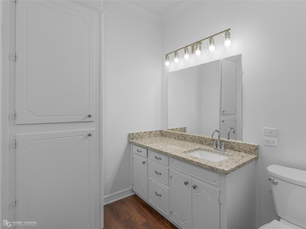 101 N Walnut Street Property Photo 15