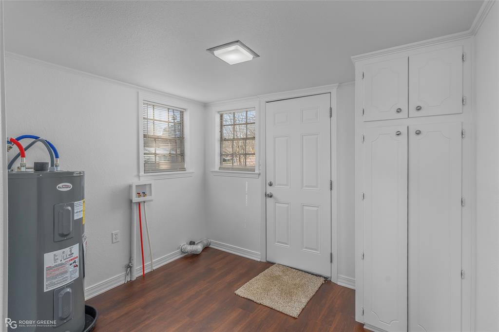 101 N Walnut Street Property Photo 23