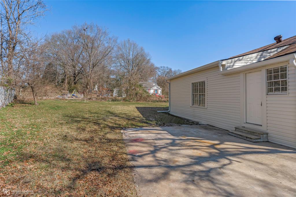 101 N Walnut Street Property Photo 30