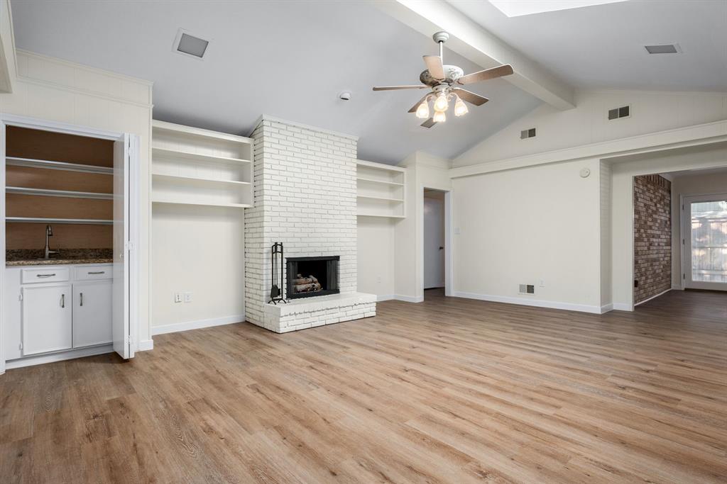 10521 Sandpiper Lane Property Photo 10