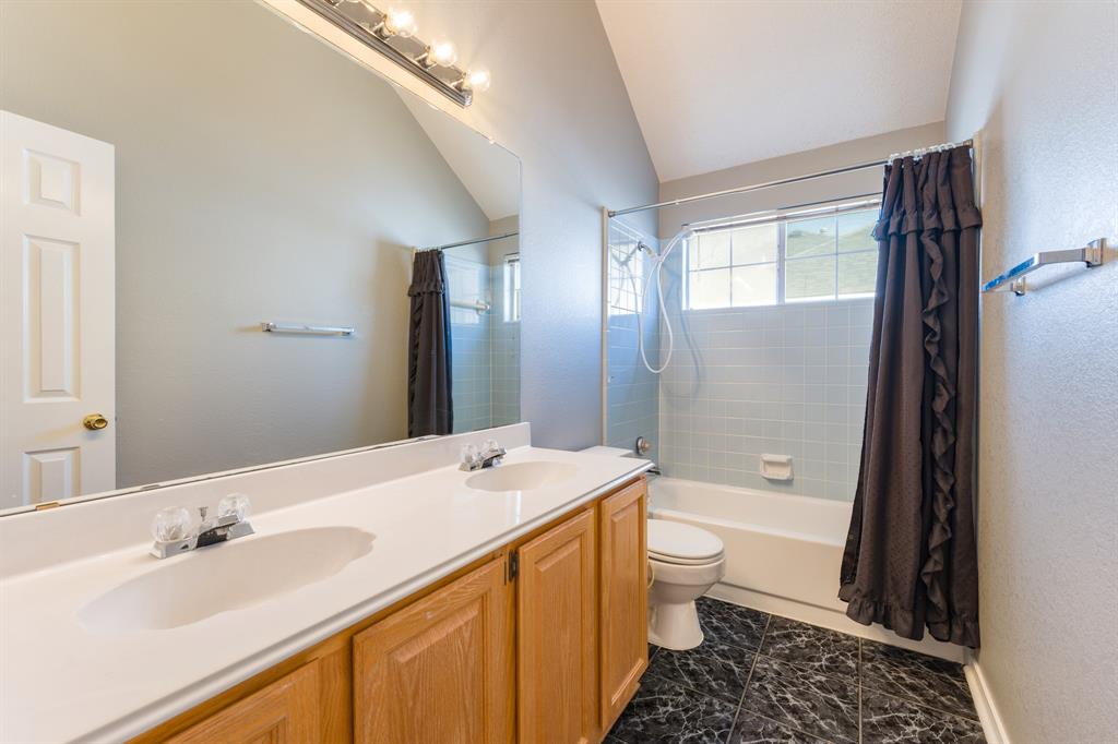 4303 Solitude Court Property Photo 12