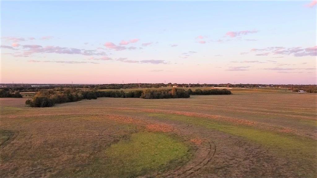 1261 N Fm 1752 Property Photo 1