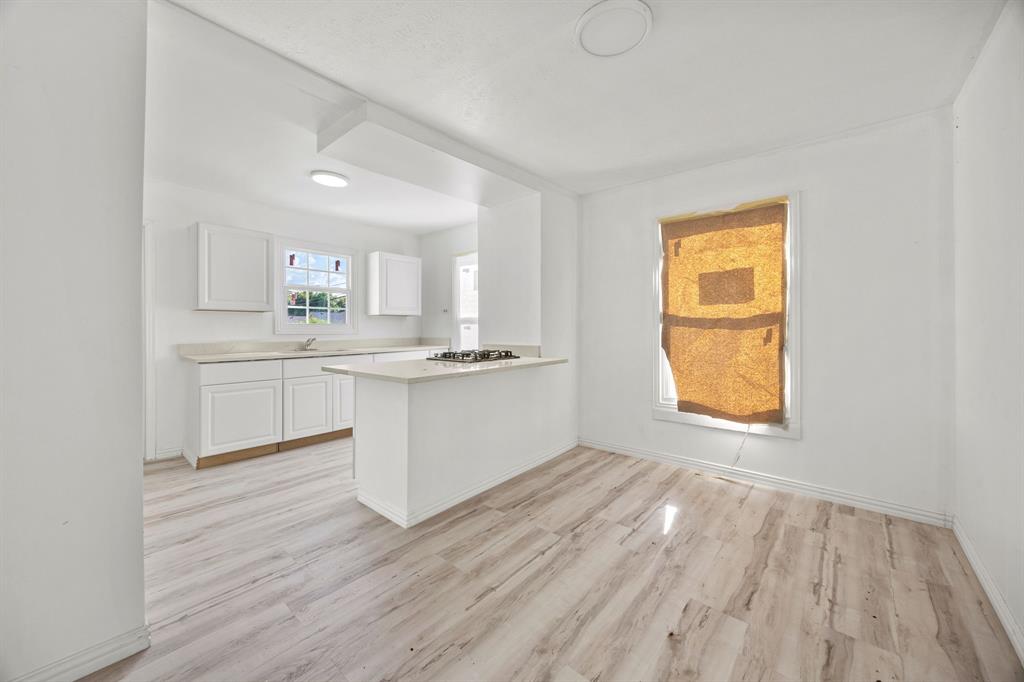 1802 Fordham Road Property Photo 9