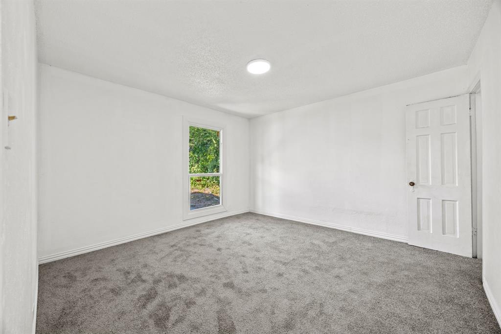 1802 Fordham Road Property Photo 23