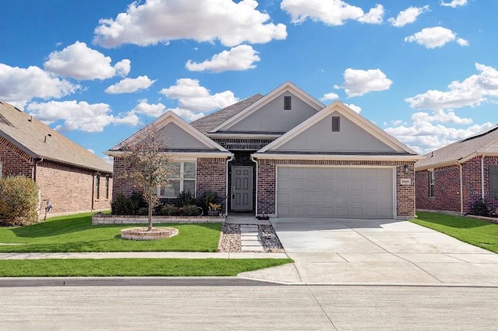 8948 Bronze Meadow Drive Property Photo 1