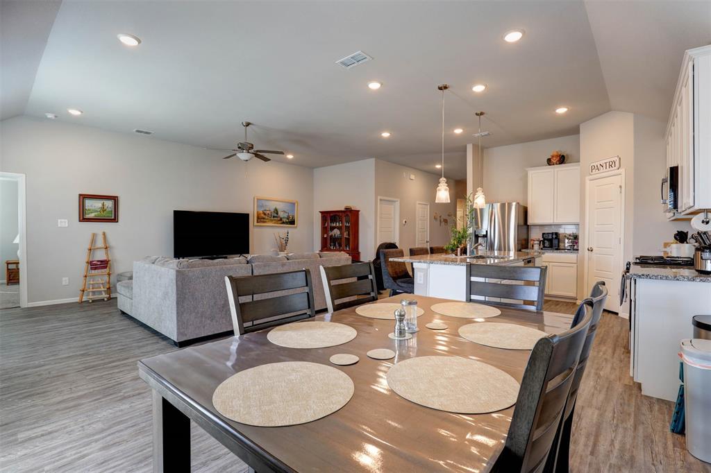 8948 Bronze Meadow Drive Property Photo 7