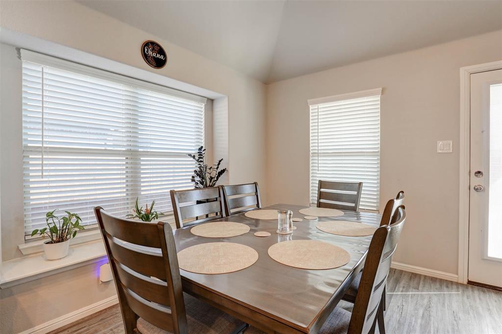 8948 Bronze Meadow Drive Property Photo 8