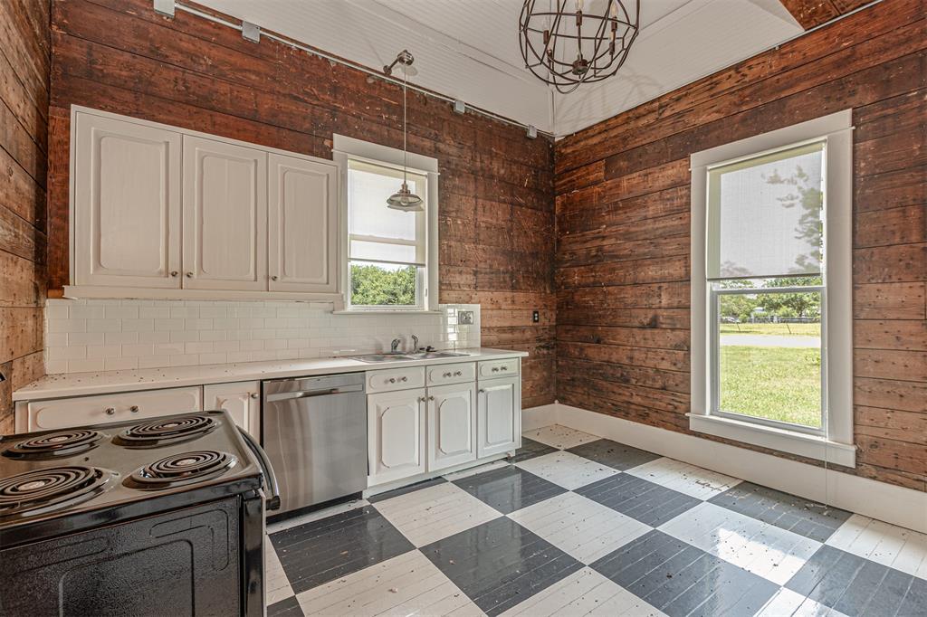 3435 State Highway 276 Property Photo 24