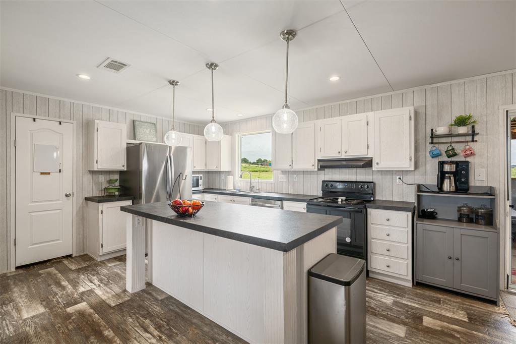 141 Kid Road Property Photo 11