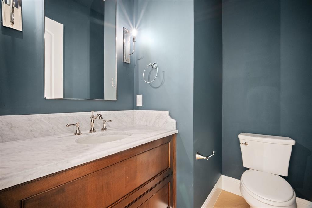 2963 Sunset Boulevard Property Photo 24