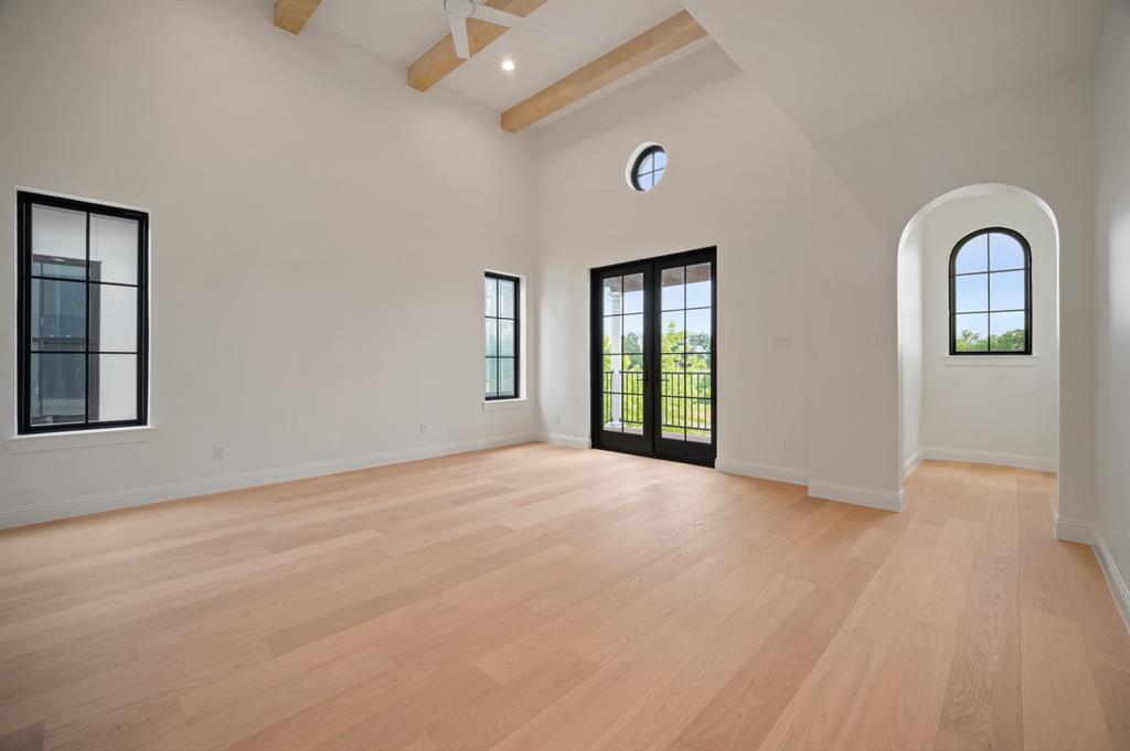 2963 Sunset Boulevard Property Photo 29