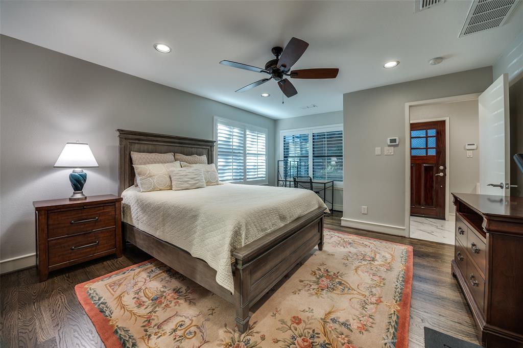 2111 Albany Street Property Photo 25