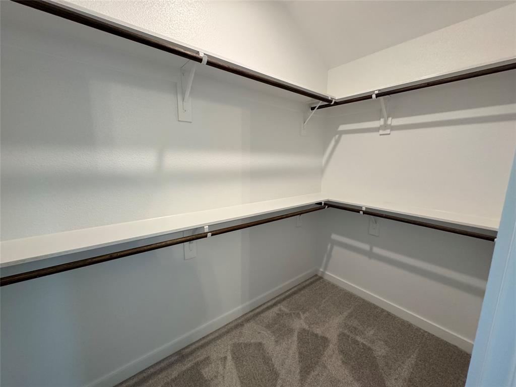 605 Finlee Way Property Photo 18