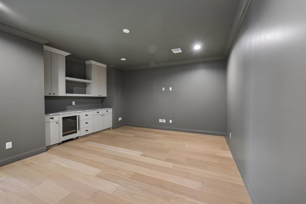 2971 Sunset Boulevard Property Photo 26