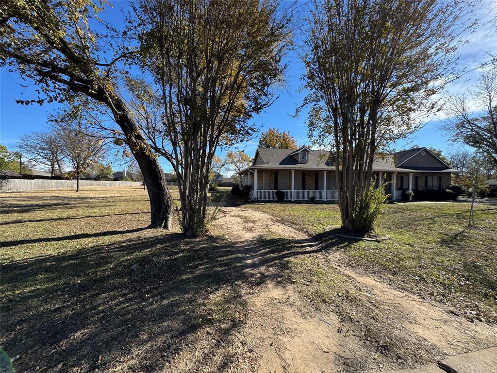 3916 Shepherd Property Photo 5