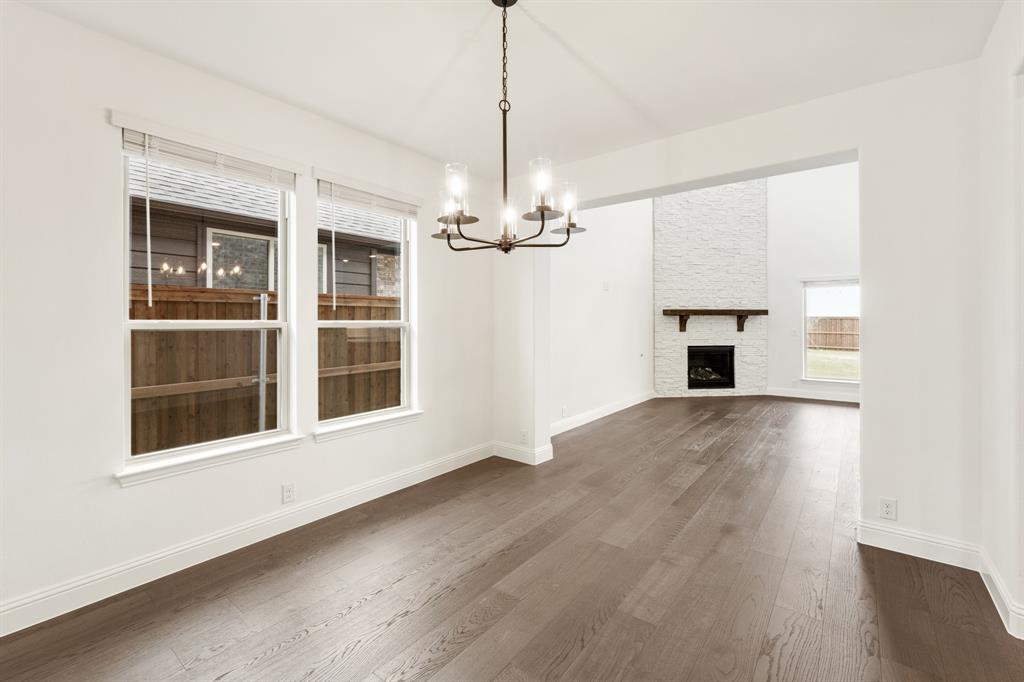 2407 Drummond Street Property Photo 10