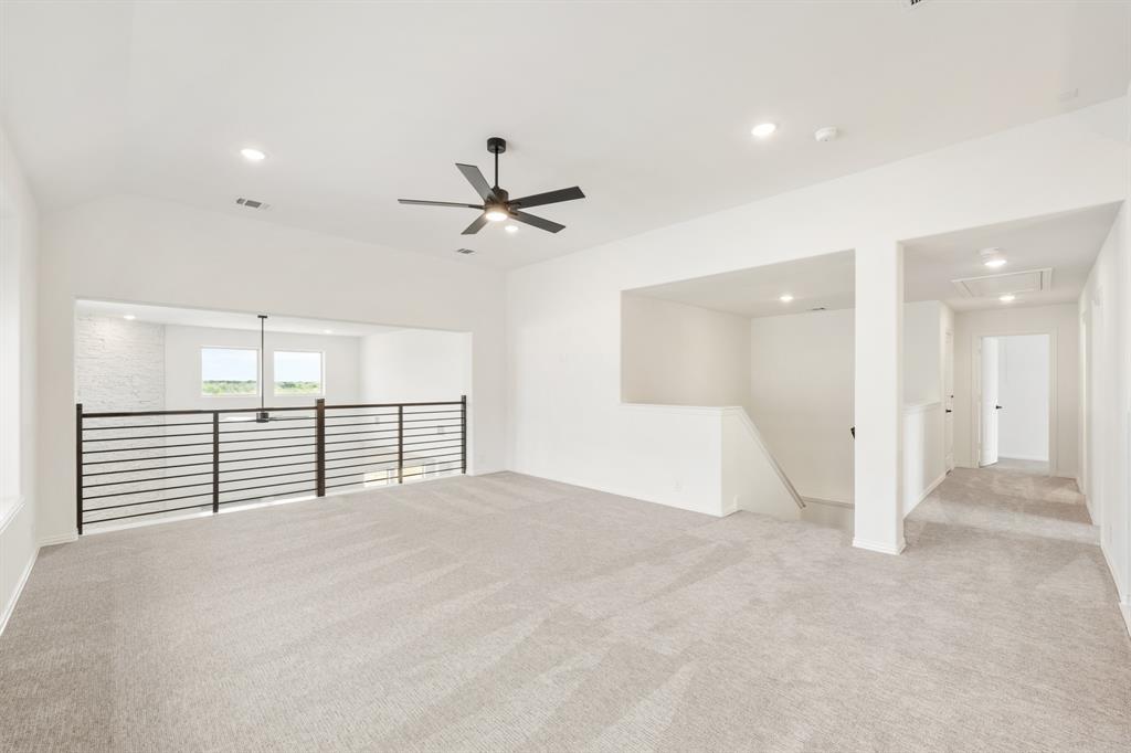 2407 Drummond Street Property Photo 28