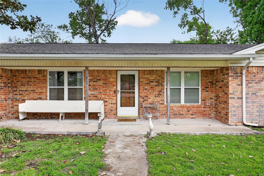 702 El Camino Real Property Photo 5