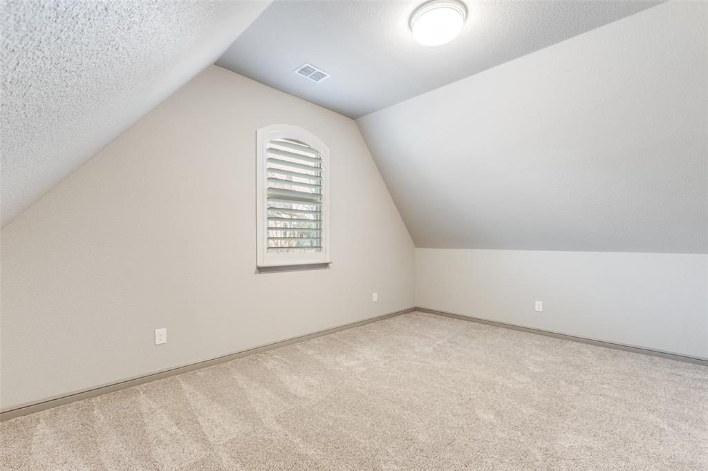 1009 Cedar View Lane Property Photo 30