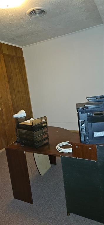 532 N Travis Street Property Photo 26