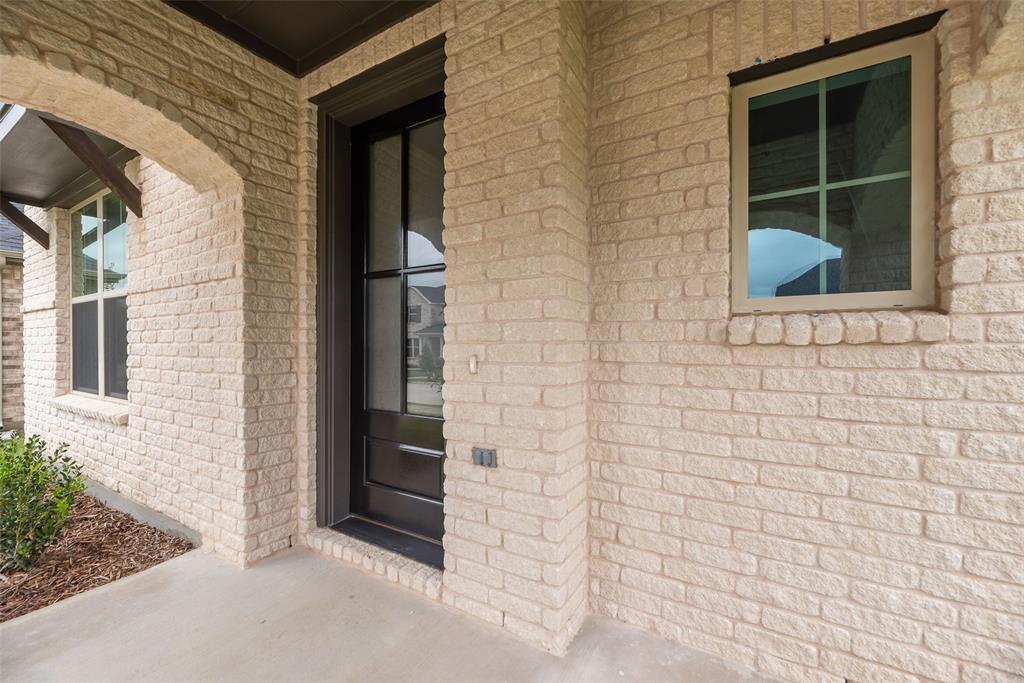 1055 Birdie Street Property Photo 6