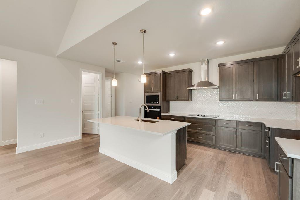 1055 Birdie Street Property Photo 10