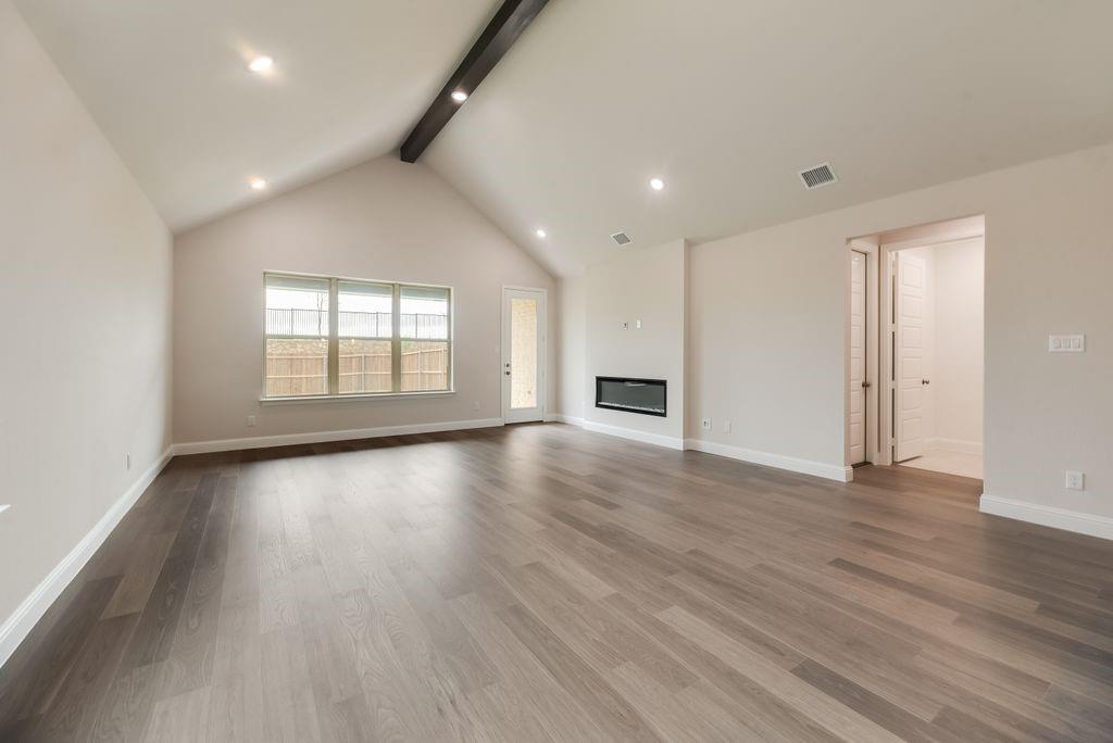1055 Birdie Street Property Photo 15