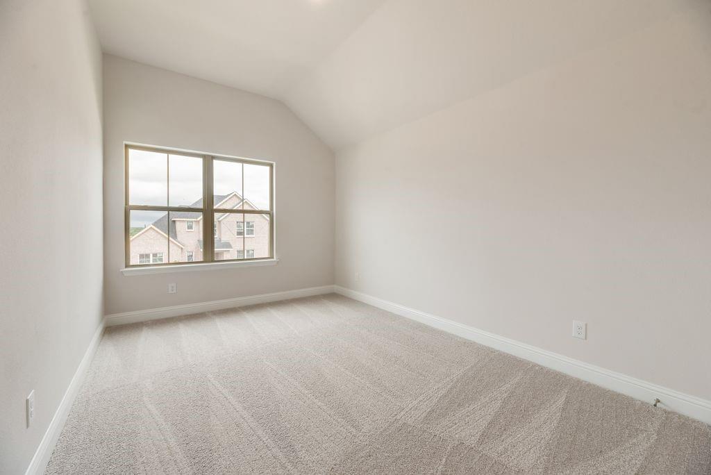 1055 Birdie Street Property Photo 23