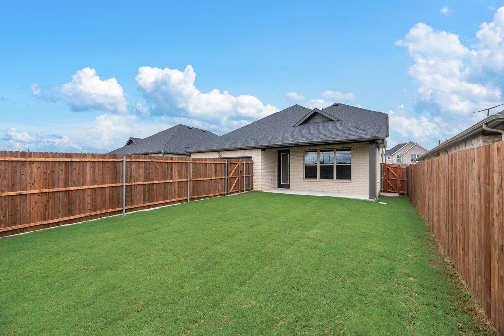 1055 Birdie Street Property Photo 29