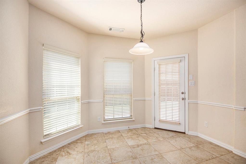 9801 Yellow Cup Drive Property Photo 13