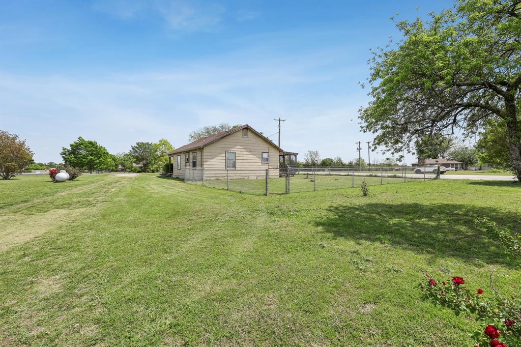 2011 Miller Road Property Photo 14