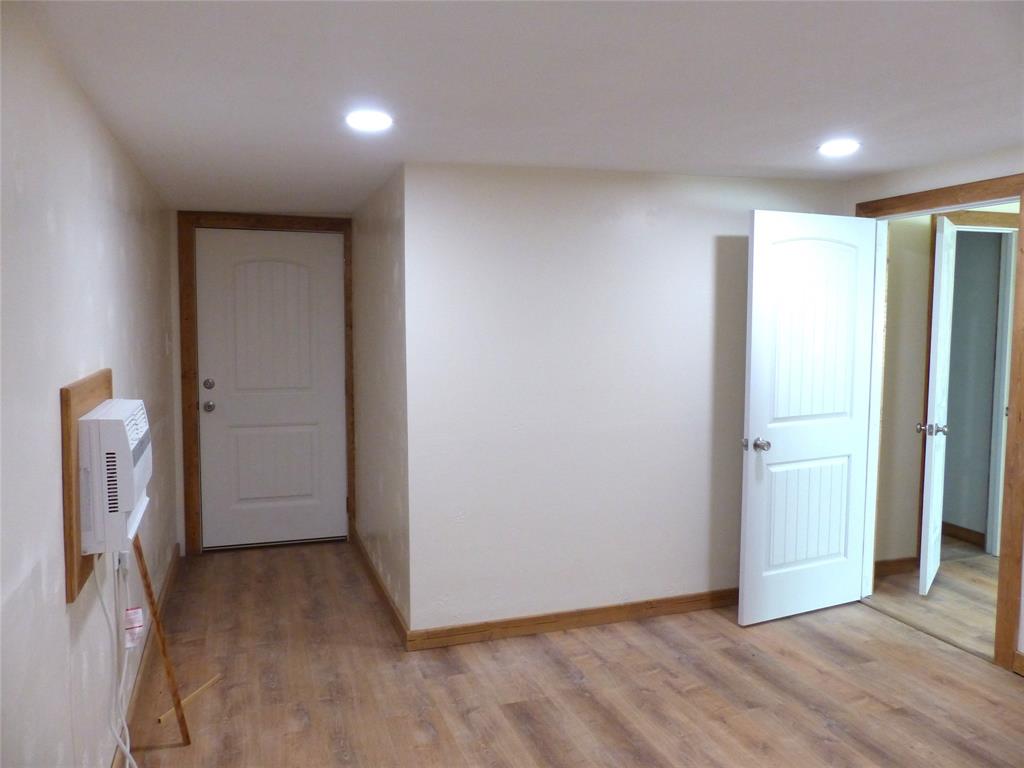 1922 S Pine Property Photo 16