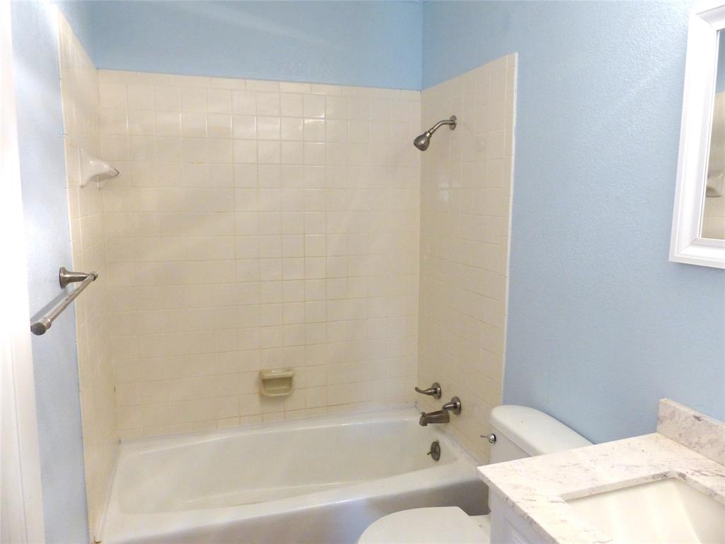1922 S Pine Property Photo 17