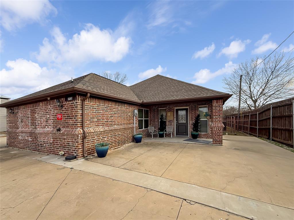 2508 W Crawford Street Property Photo 1