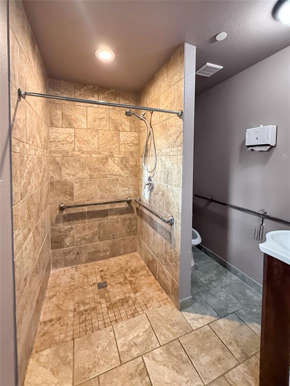 2508 W Crawford Street Property Photo 35