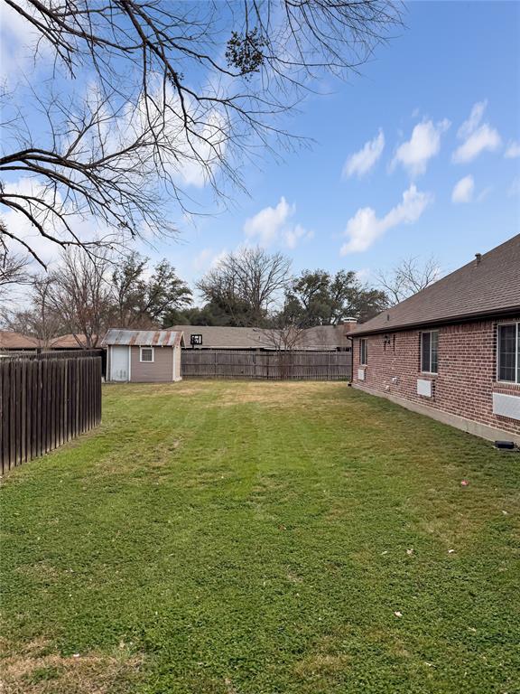 2508 W Crawford Street Property Photo 39