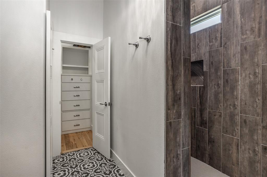 104 Park Lane Property Photo 26