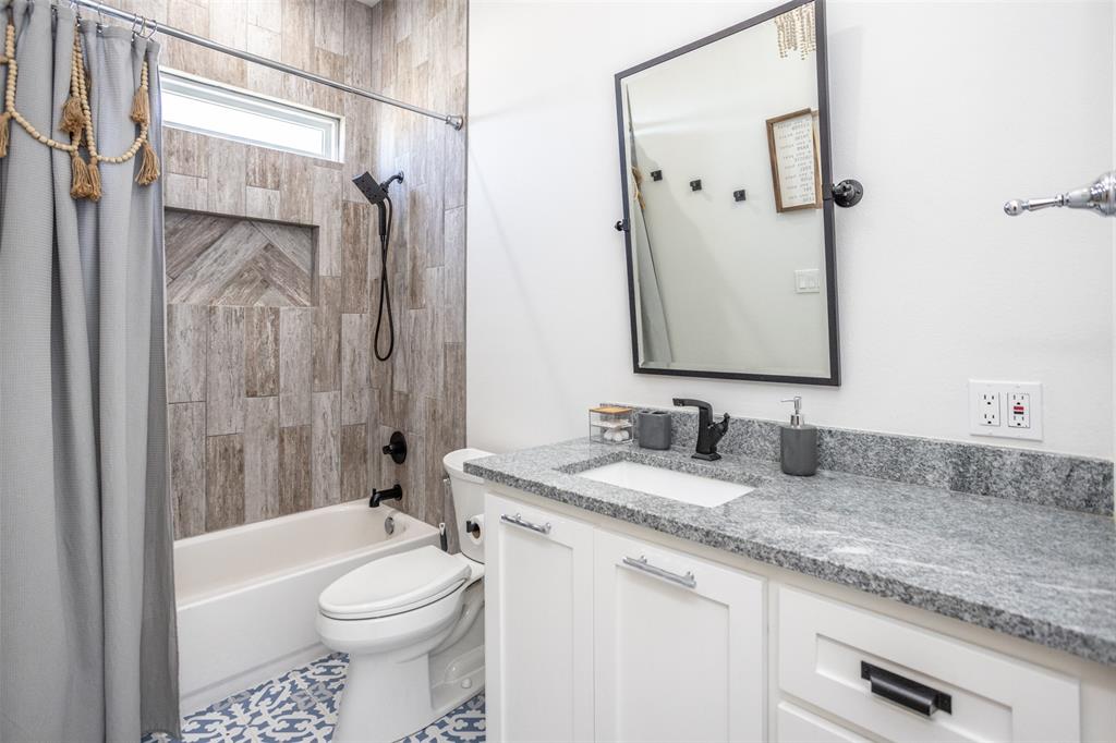 104 Park Lane Property Photo 34