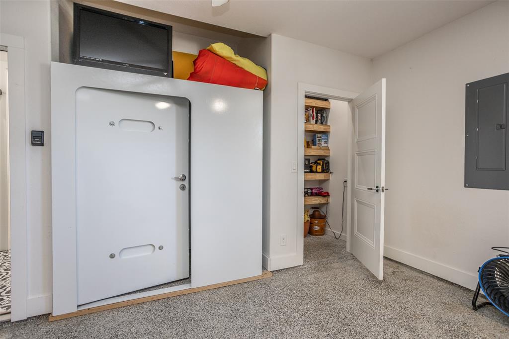 104 Park Lane Property Photo 36