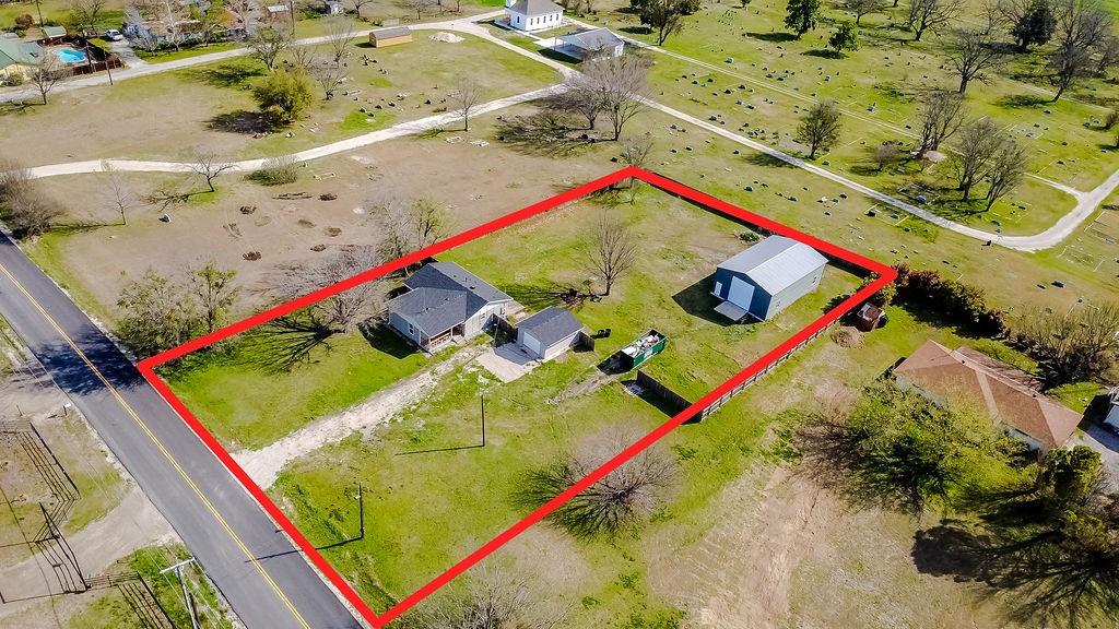 2225 S Bridgefarmer Road Property Photo 1