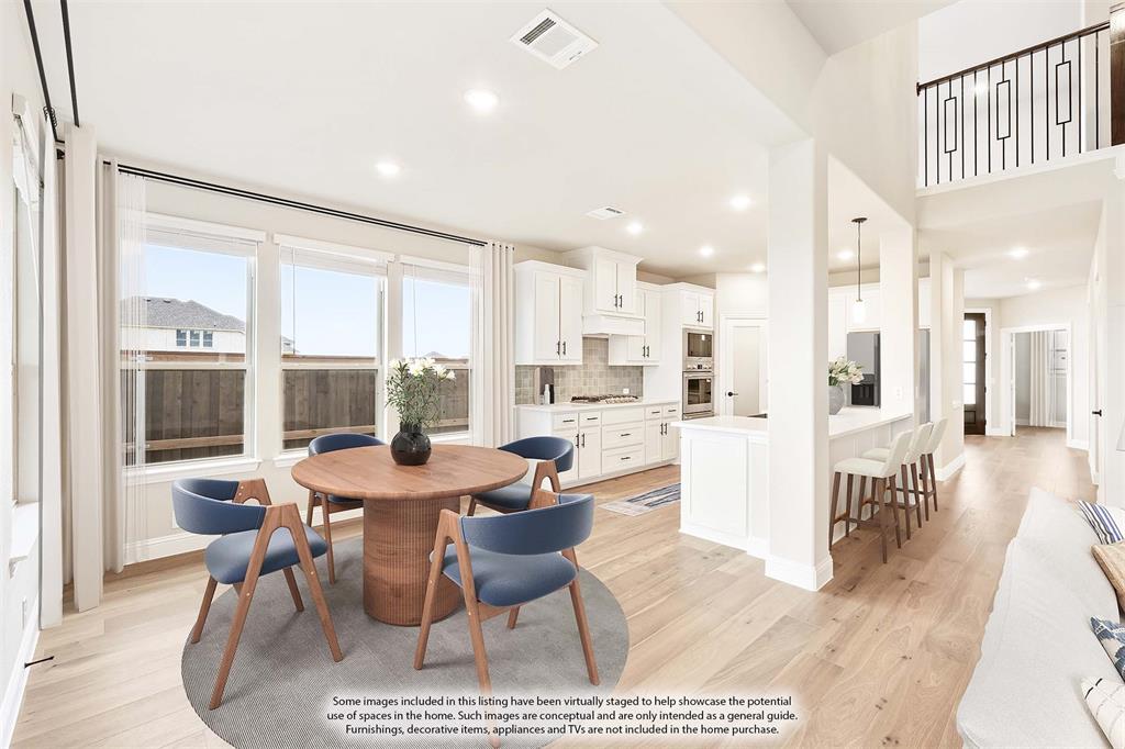 2724 Railway Street Property Photo 15