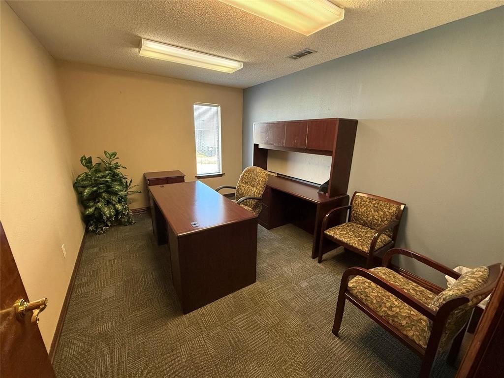 331 N Gun Barrel Lane Property Photo 4