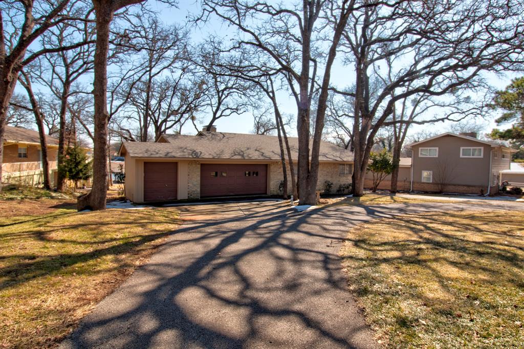 207 Kiowa Drive Property Photo 1
