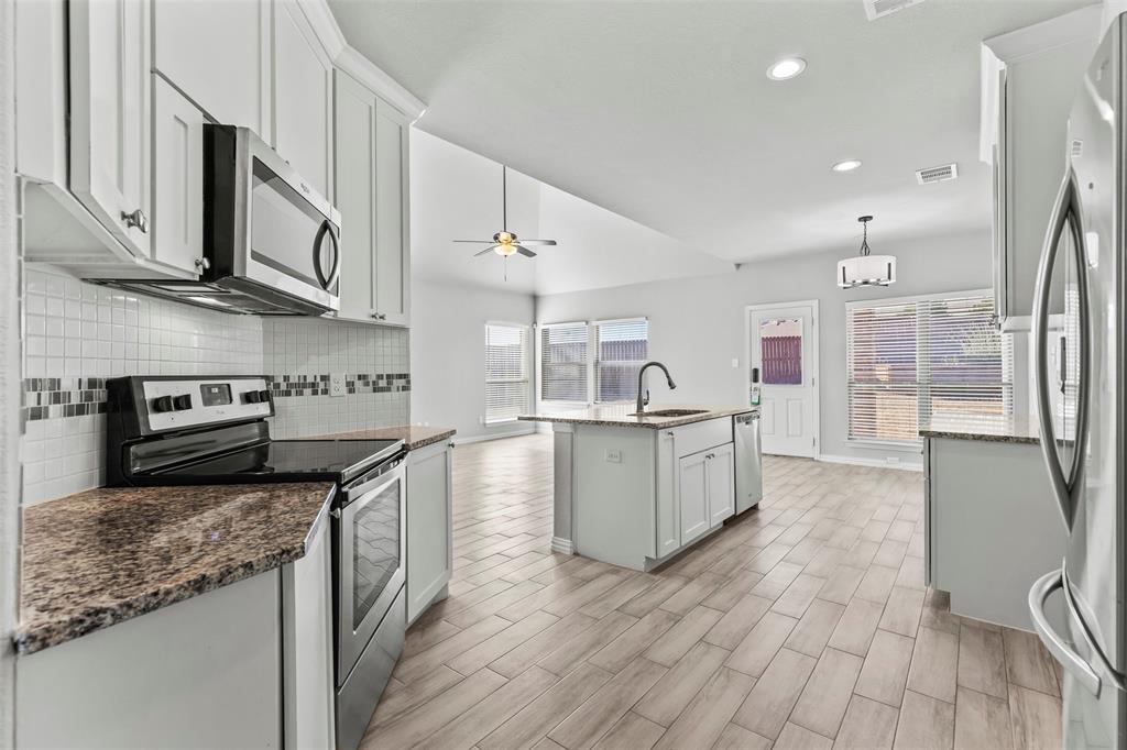 3522 Hanan Street Property Photo 6