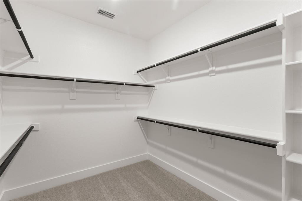 413 Newpark Boulevard Property Photo 10