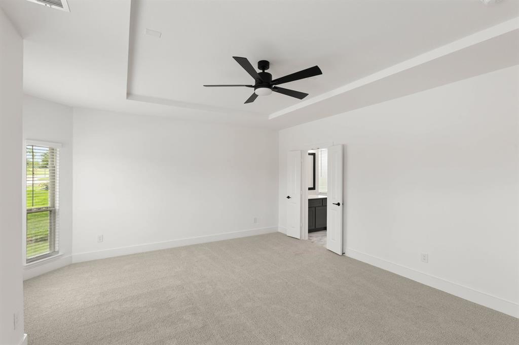 413 Newpark Boulevard Property Photo 25